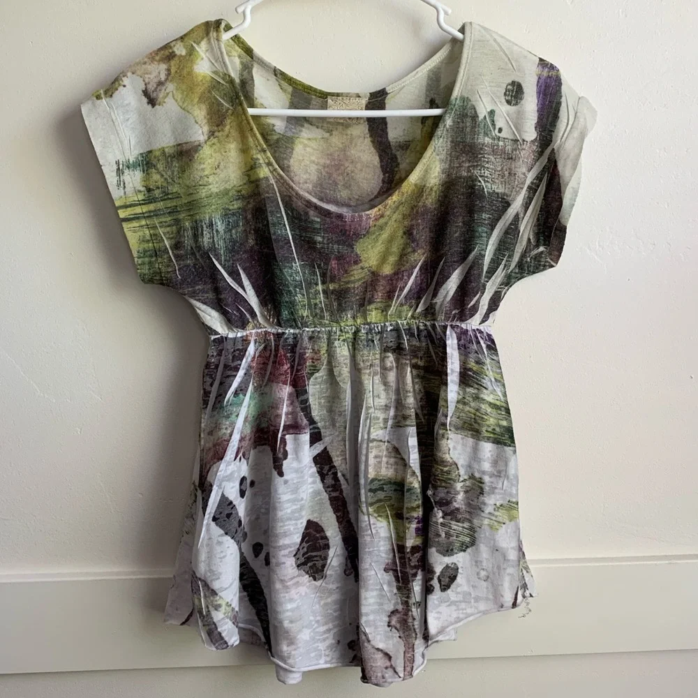 Daytrip Multicolor Abstract Scoop Neck Short Sleeve Shirt - Picture 1 of 4